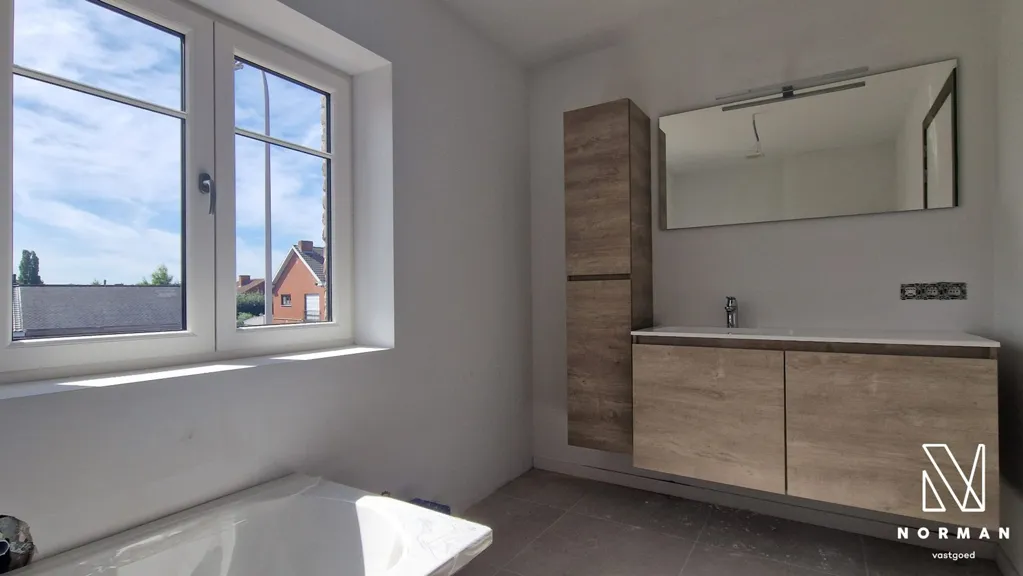 Vannitoad - Contemporary House with Terrace in Harelbeke