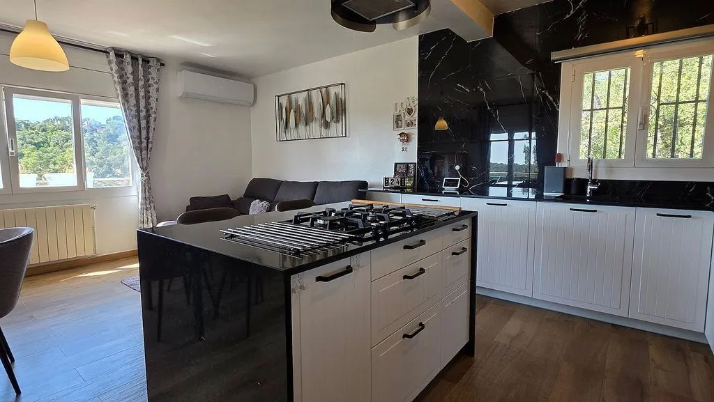 Köök - Chalet with Pool and Terrace in Lloret Blau