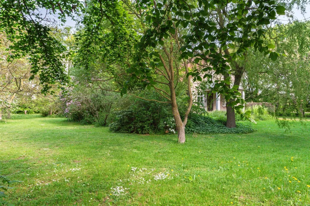 Aed - Historic House with Garden in Simrishamn