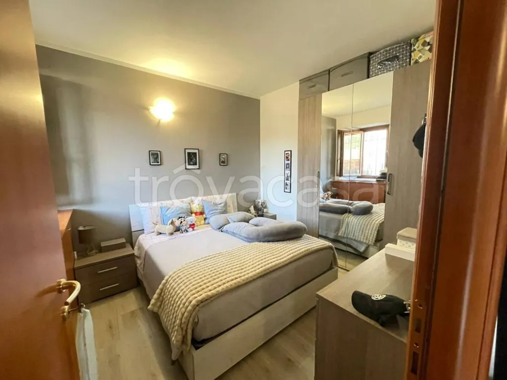 Chambres - Rearranged Apartment with Balcony in Collegno