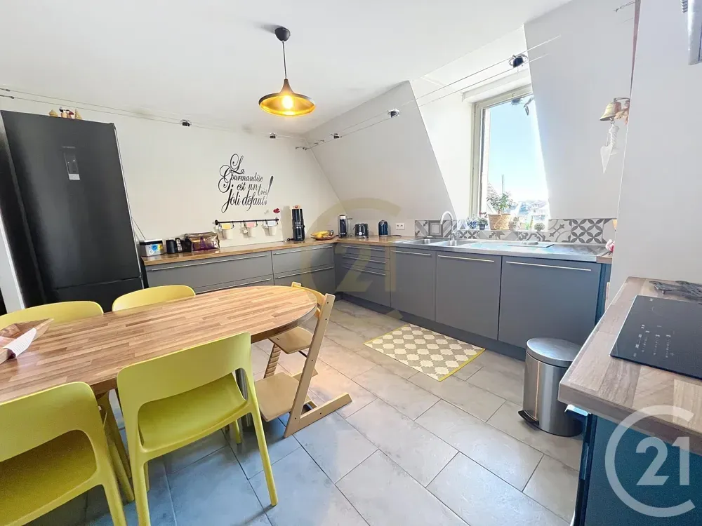 Duplex Apartment with Rooftop View in Belfort