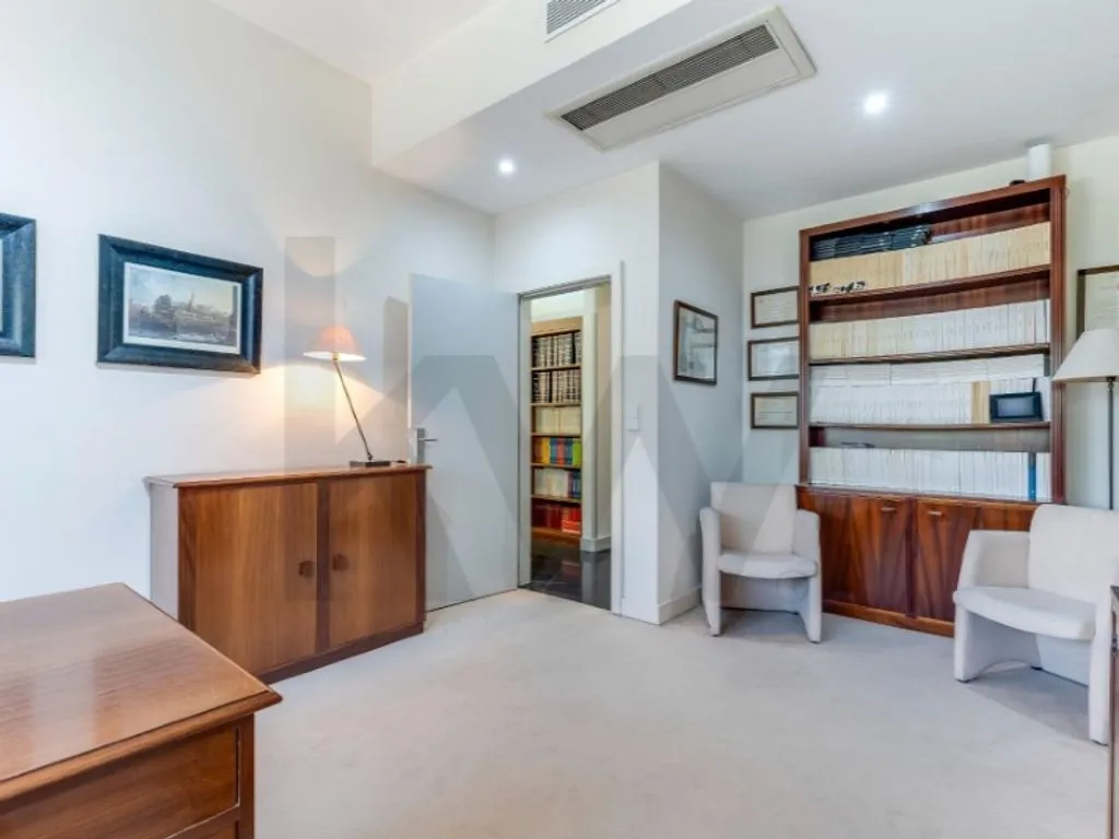 Kabinet - Luxury Office Space in Porto's City Centre