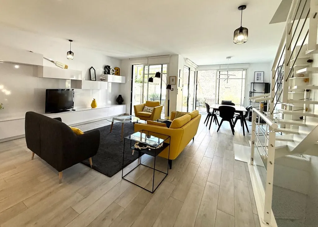 Living Room - Contemporary House with Garden in La Baule