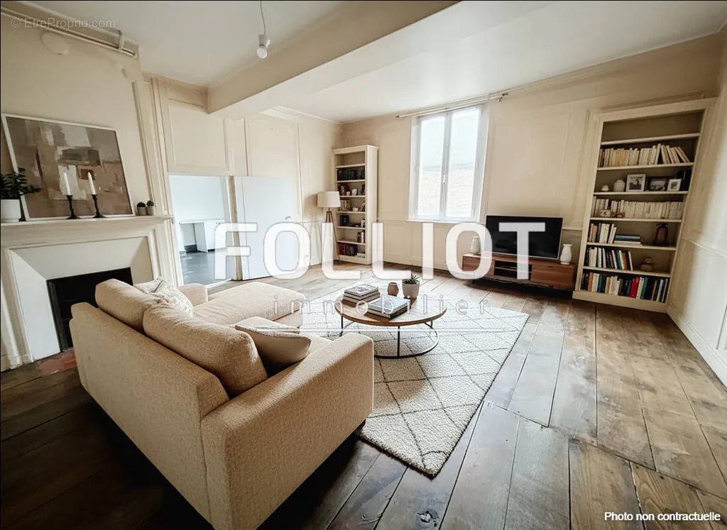 Elutuba - Charming Duplex Apartment in Fougères Centre