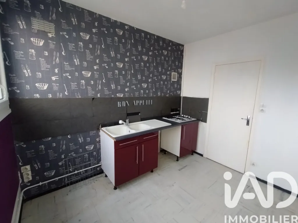 Köök - 3-Bedroom Apartment with Loggia in Le Mans