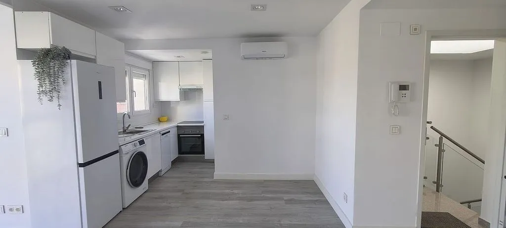 Kitchen - Studio with Air Conditioning in Majadahonda Centre