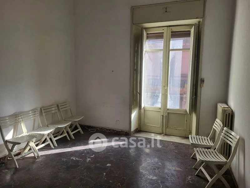 Pièces - Office-Ready Flat with Balcony in Misterbianco