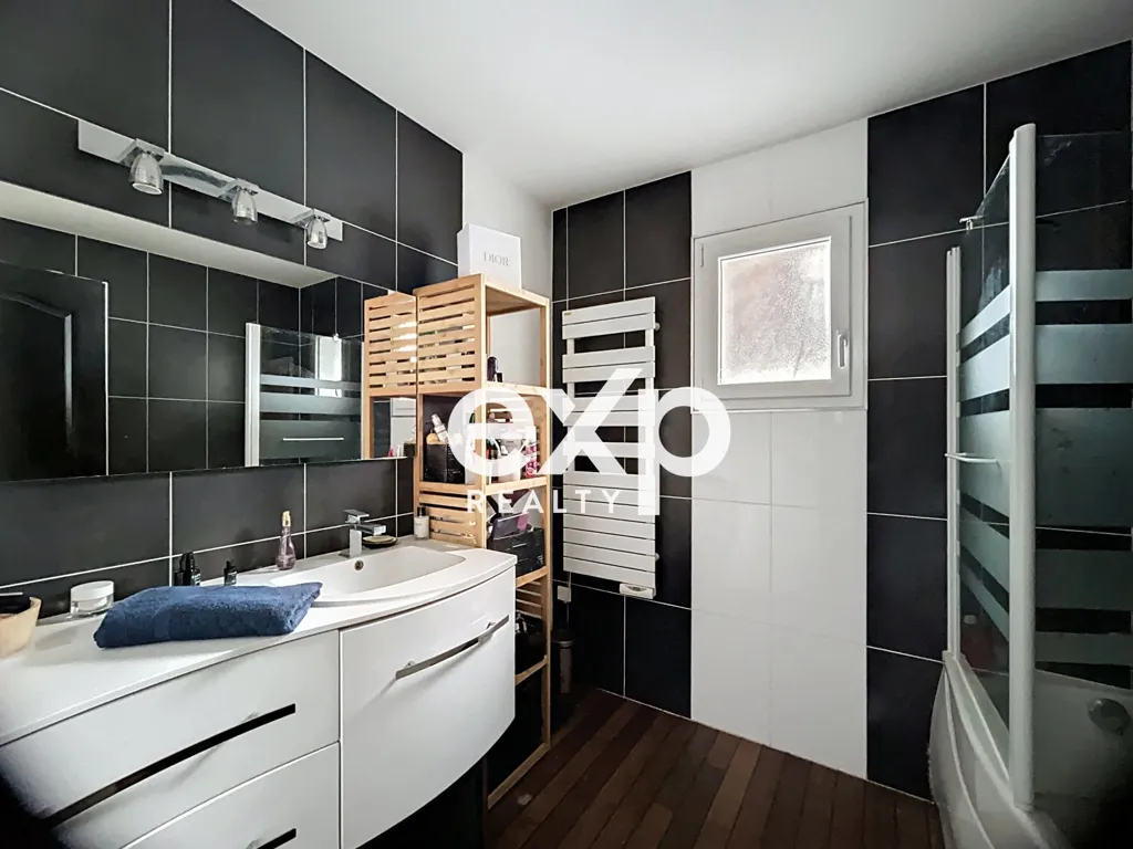 Vannitoad - Single-Storey House with Pool in Marcheprime
