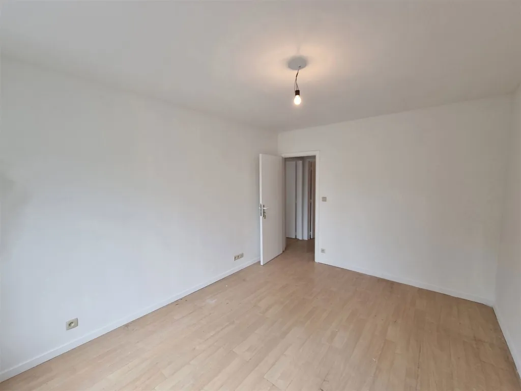 Toad - 2-Bedroom Apartment with Terrace in Uccle