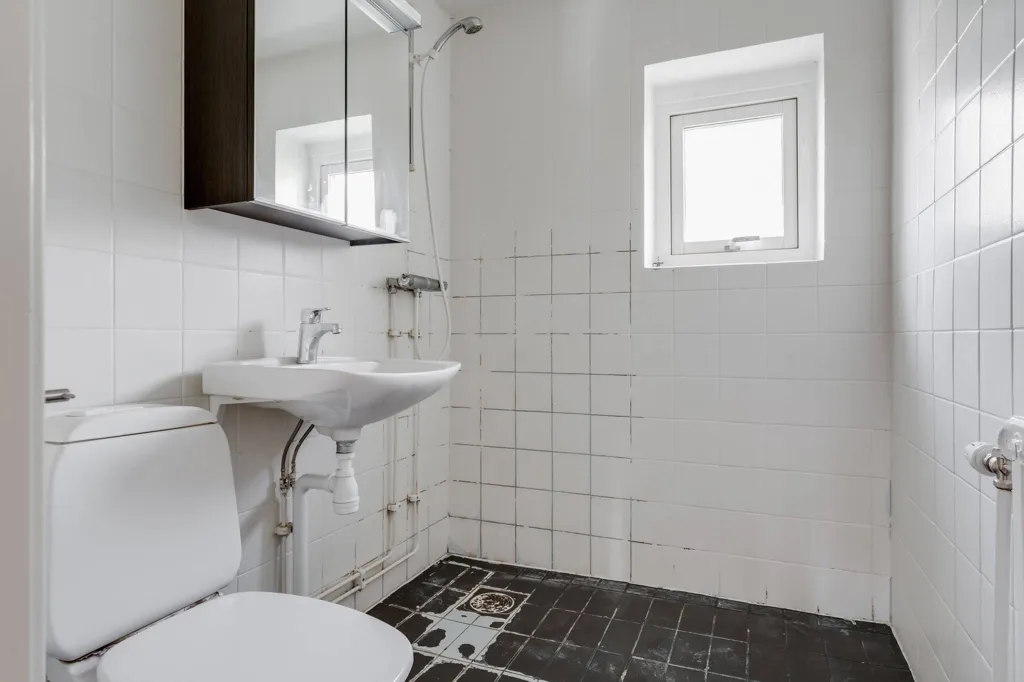 Salles de bain - Apartment with Balcony in Byttorp