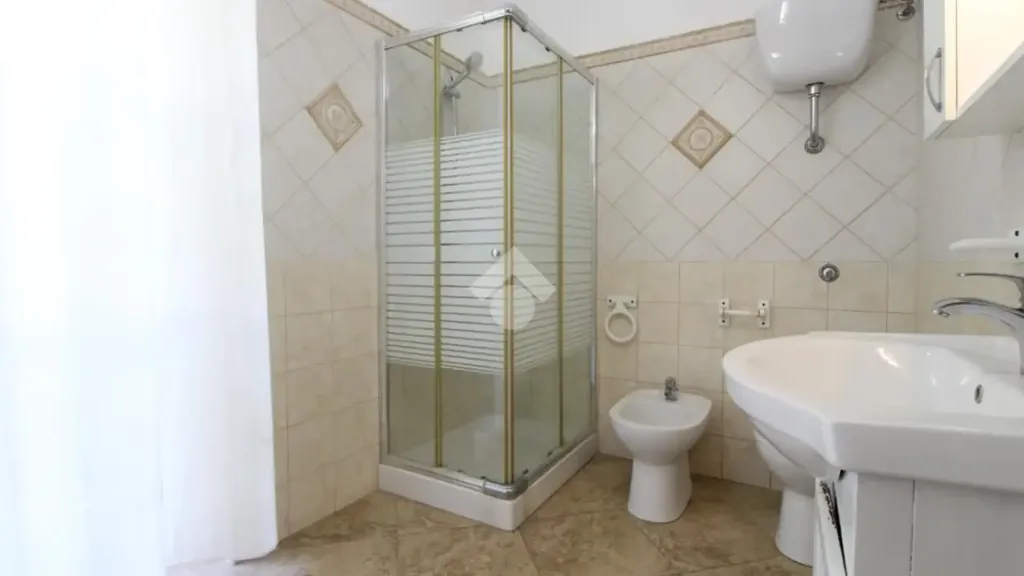Bagni - Trilocale with Private Garden in Agropoli
