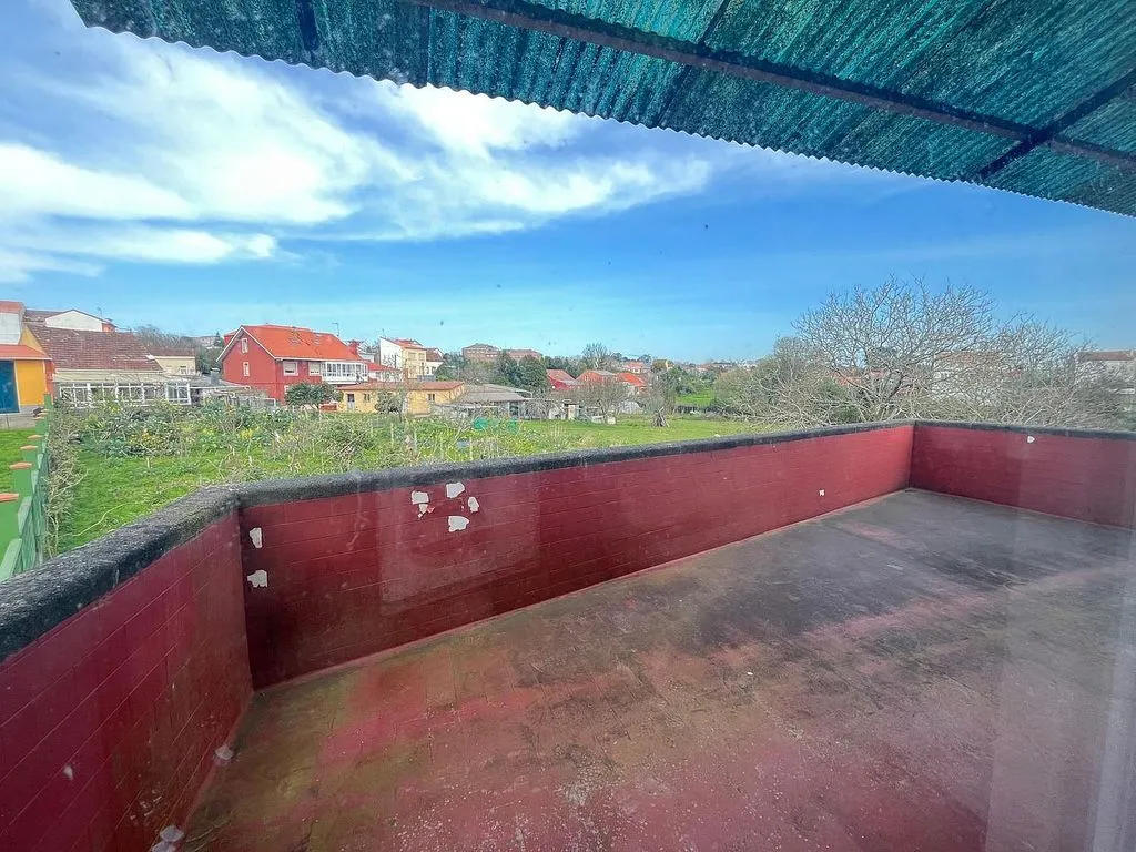 Terrazza - Rustic House with Garage in Ferrol Area