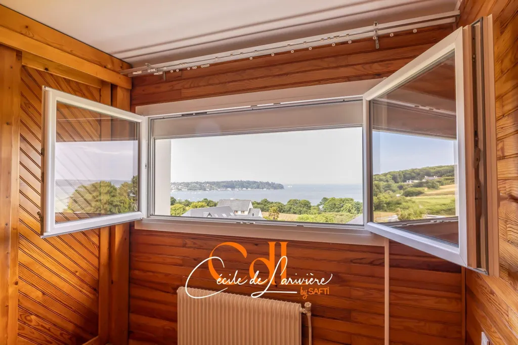 Balcony - House with Sea View in Carantec