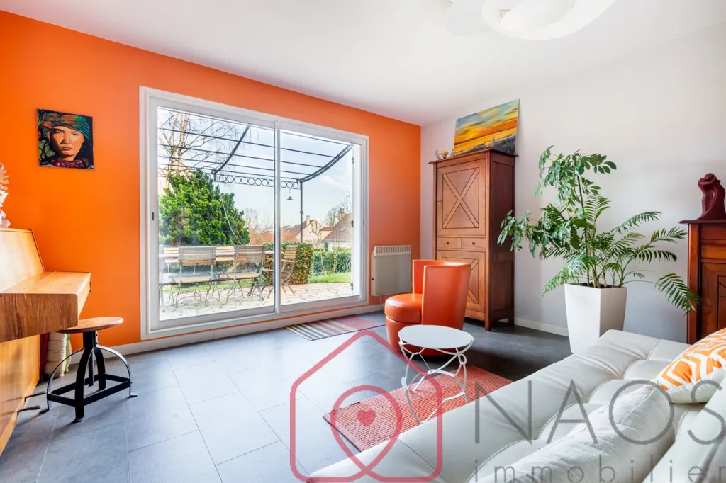 Maison 6 pièces à VAUHALLAN