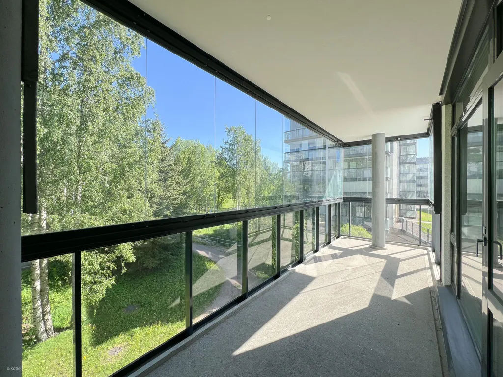 Rõdu - Modern Flat with Balcony in Matinkylä, Espoo