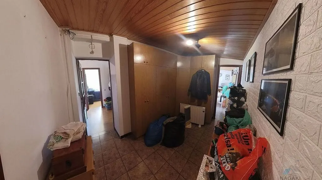 hallway_entrance