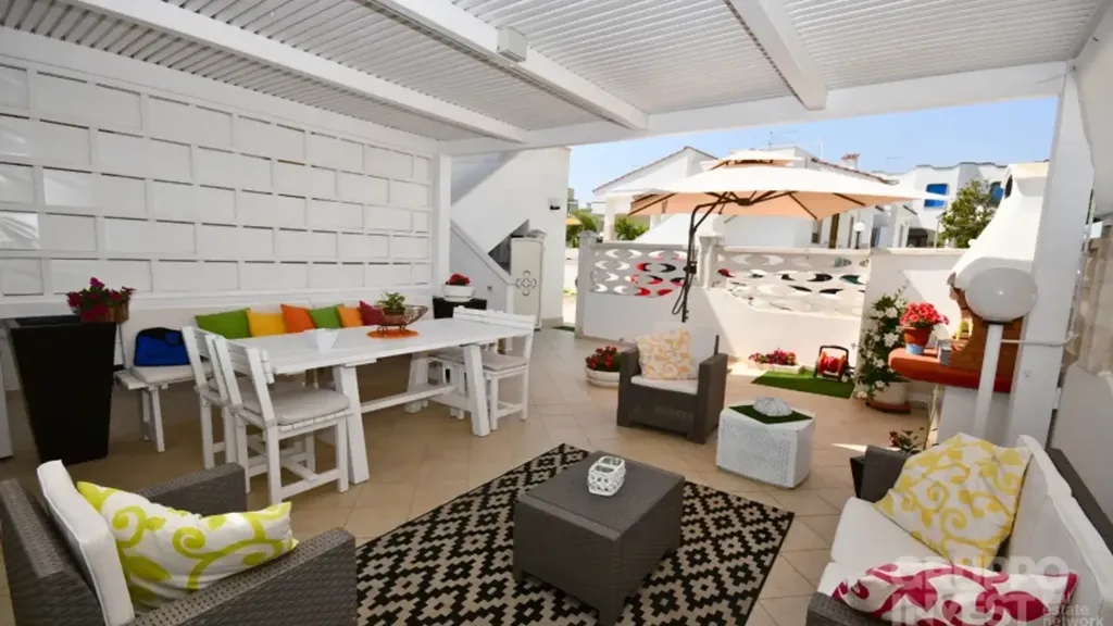 Terrasse - Apartment with Private Garden in Torre Canne