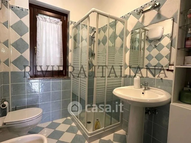 Salles de bain - Bifamiliar Villa with Private Garden in Scalea