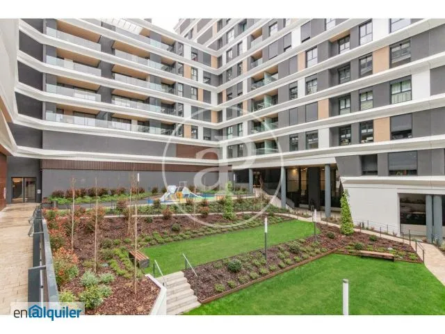 Aed - Modern Flat with Pool in Arganzuela, Madrid