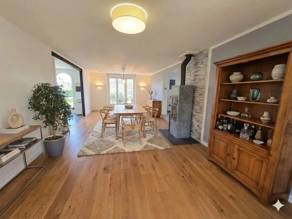 Salle à manger - Maison de Plain-Pied avec Jardin à Saint-Alban