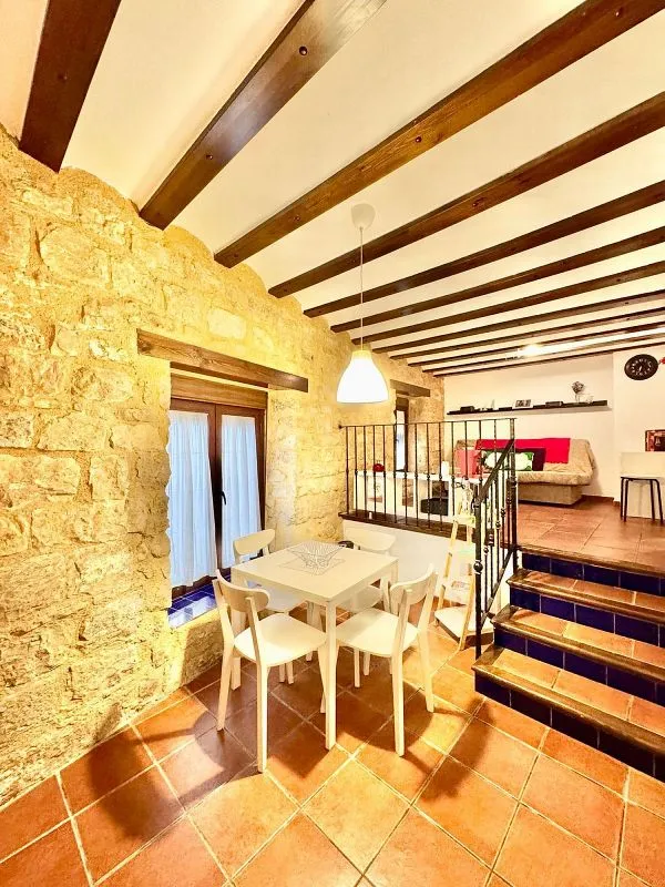 Salle à manger - Rustic Studio Flat in Plaza San Bartolomé, Jaén