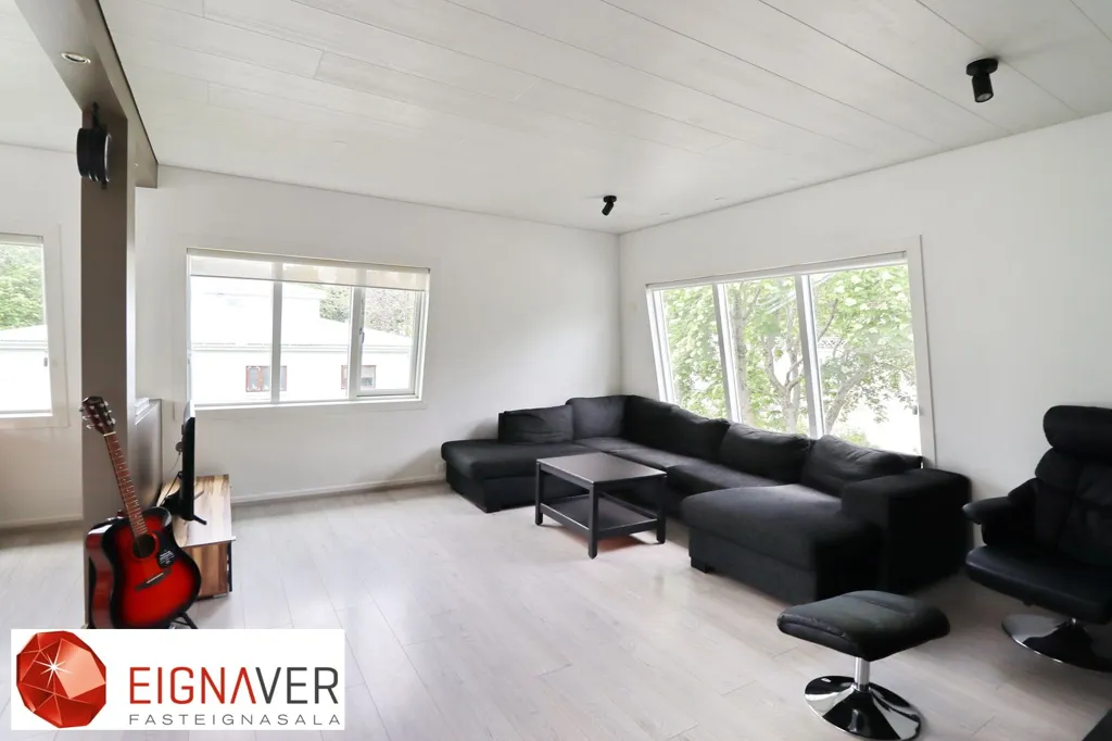 Soggiorno - Apartment with Sea View in Akureyri