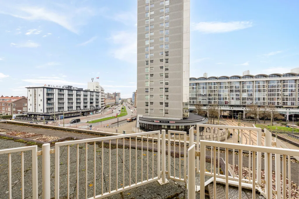 Rõdu - Apartment with South-West Terrace in Scheveningen