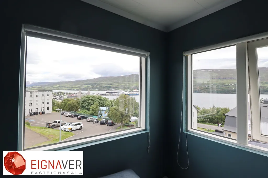 Stanze - Apartment with Sea View in Akureyri