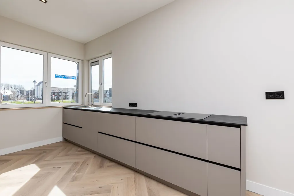 Cuisine - Modern Villa with Office in Nobelhorst