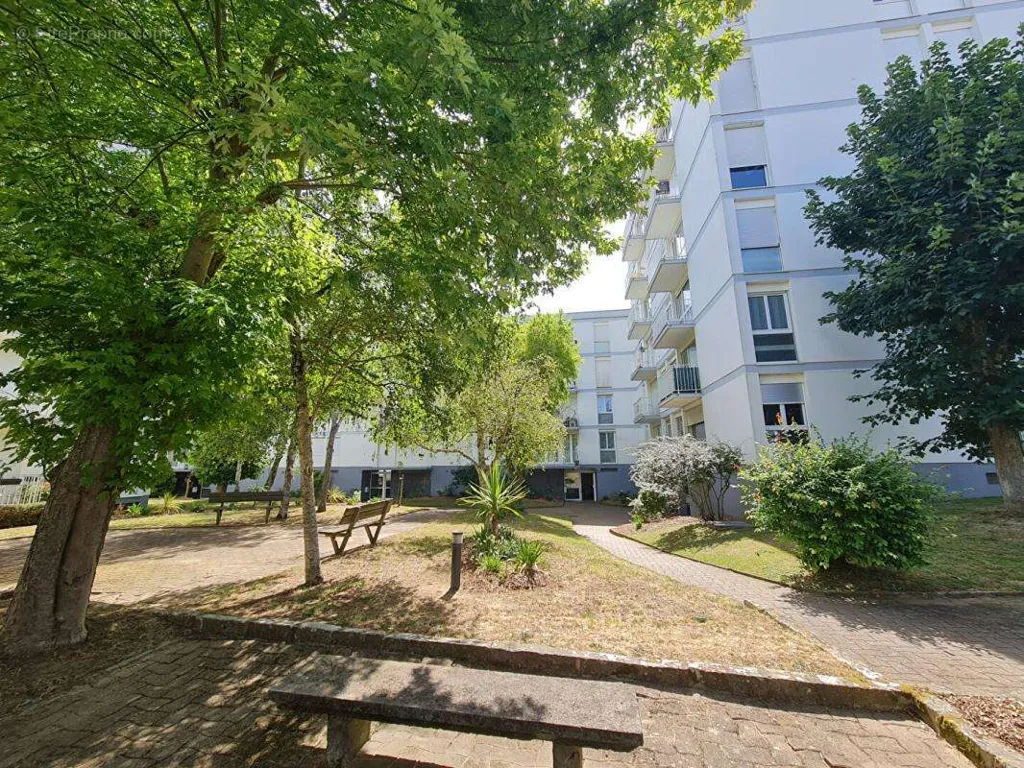 Jardin - Appartement avec Balcon au Centre de La Rochelle