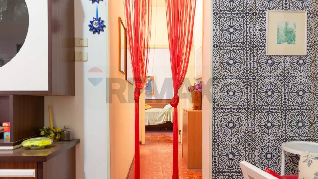 hallway_entrance