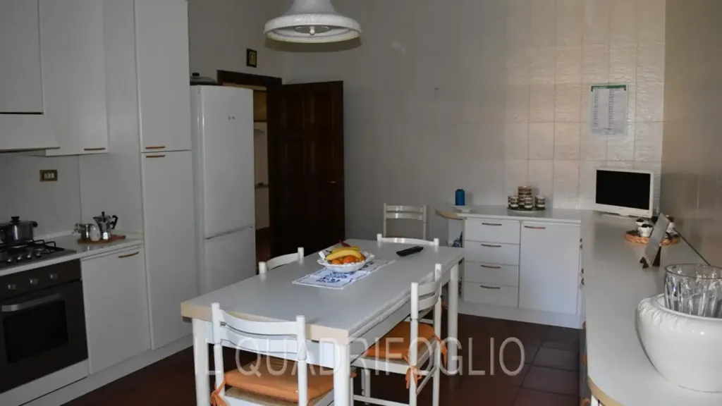 Cuisine - Terraced Villa with Courtyard in Cesena