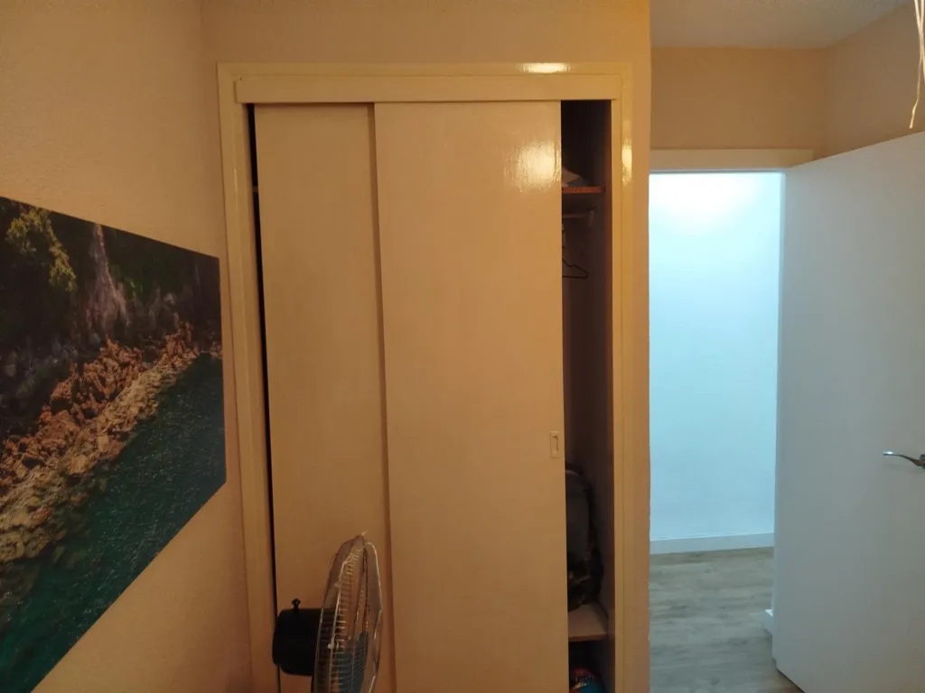 Toad - Refurbished Flat with Fitted Kitchen in Carolinas