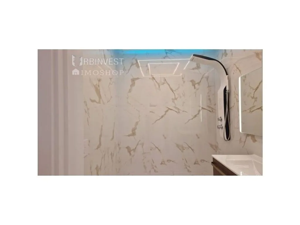 Bathrooms - 3-Bedroom Flat with Sea View in Loulé
