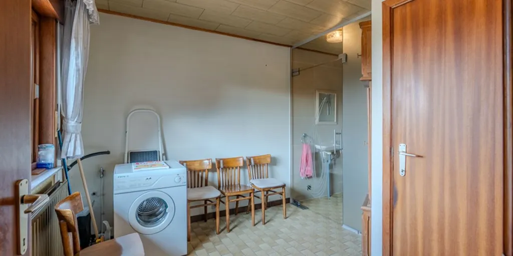 Pesuköök - House with Garage in Central Wijchmaal