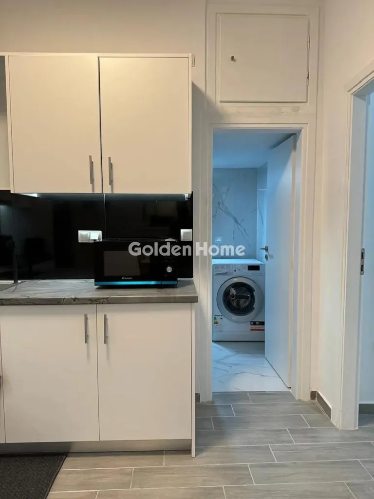 Köök - Fully Renovated Flat with Balcony in Pagkrati