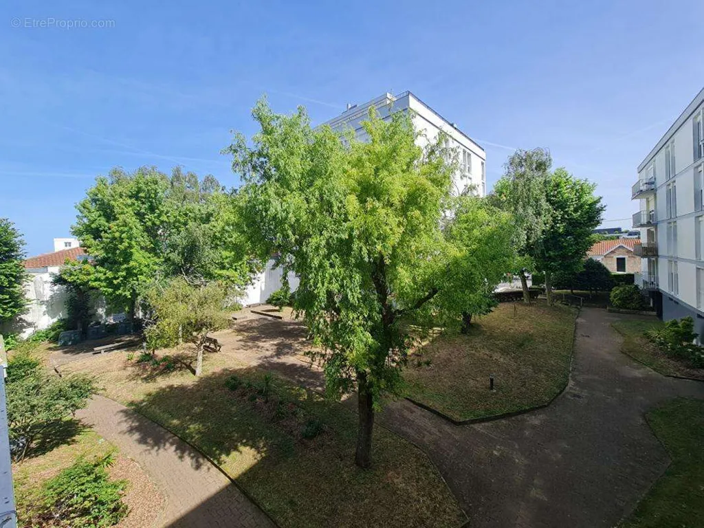 Jardin - Appartement avec Balcon au Centre de La Rochelle