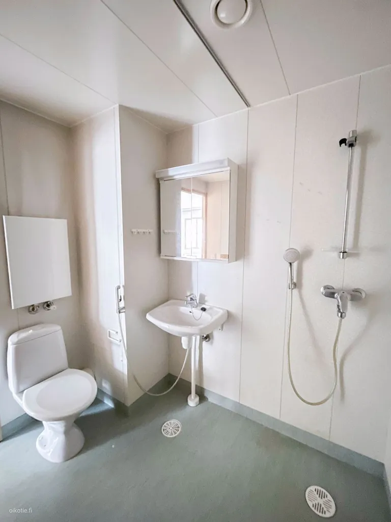 Vannitoad - Spacious Flat with Sauna in Ymmersta, Espoo
