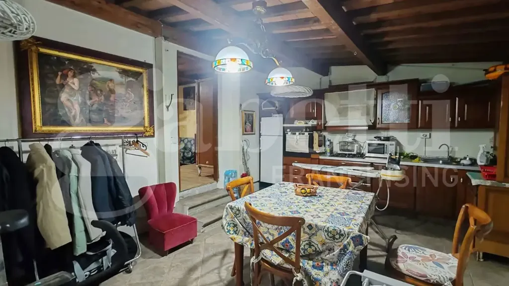 Söögituba - Rustic House with Garden in Collesalvetti