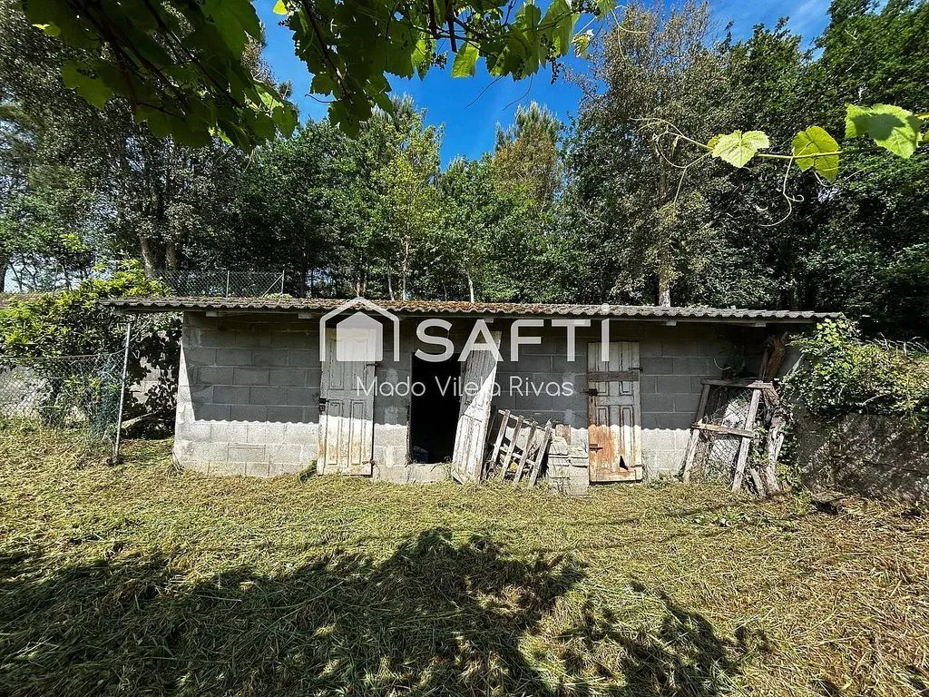 Välivaade - Detached House with Two Independent Units in Meis