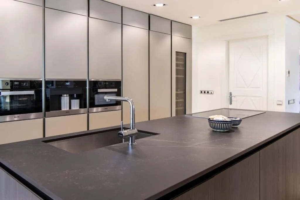 Cuisine - Luxury Villa with Pool in Nueva Andalucia, Marbella