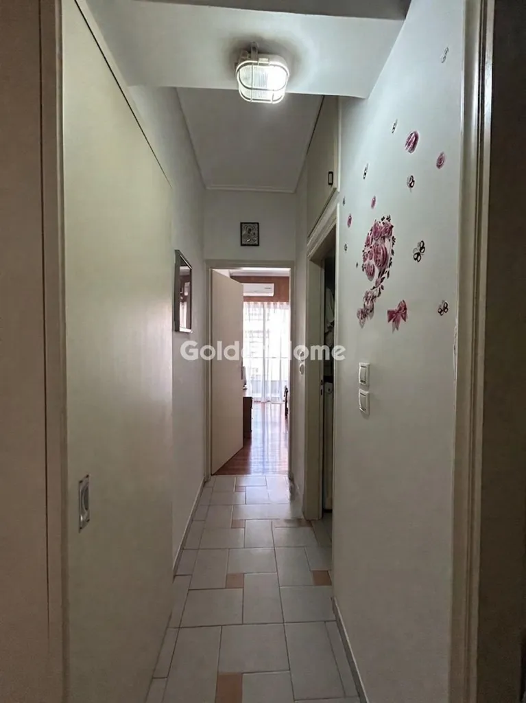 Esik - Apartment with Balcony and View in Upper Ilisia