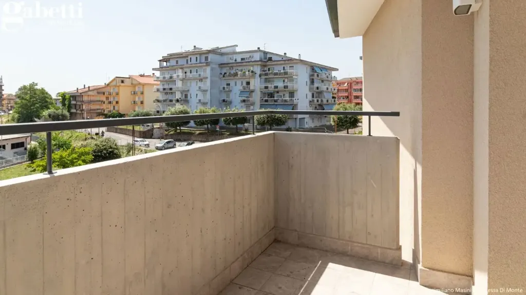 Balcon - Newly Built Apartment with Balcony in Lanciano Centre