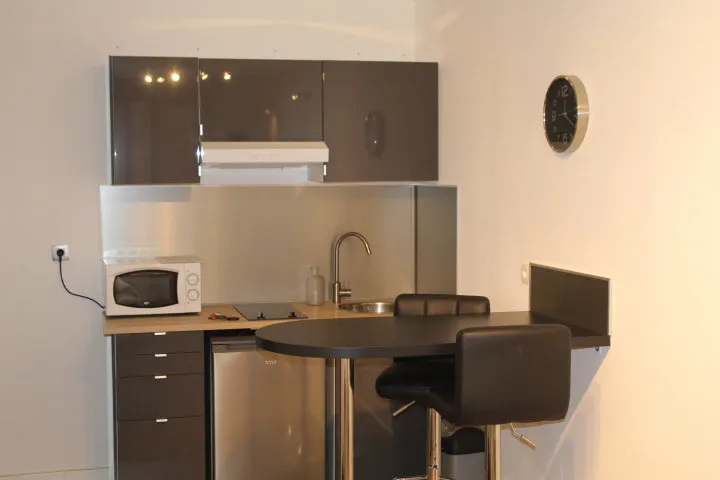 Köök - Studio with Balcony in Toulouse Carmes