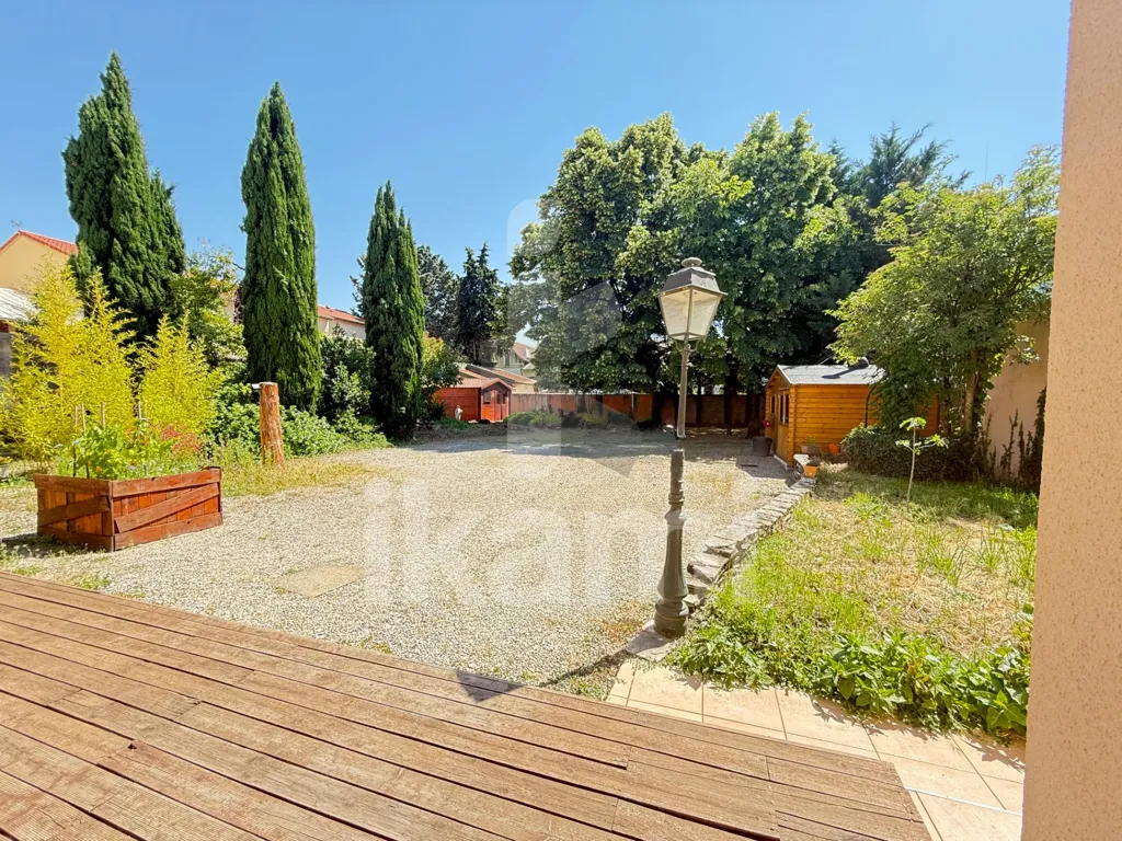 Jardin - Maison avec terrasse et jardin au centre de Romans-sur-Isère