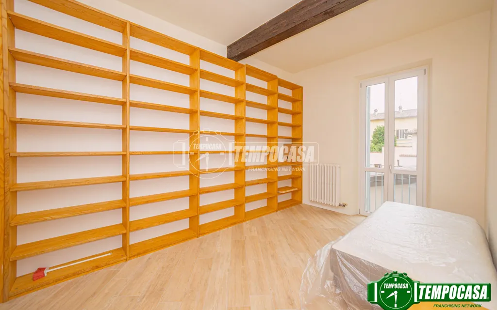 Chambres - Rustic-Style Apartment in Pavia's Historic Centre