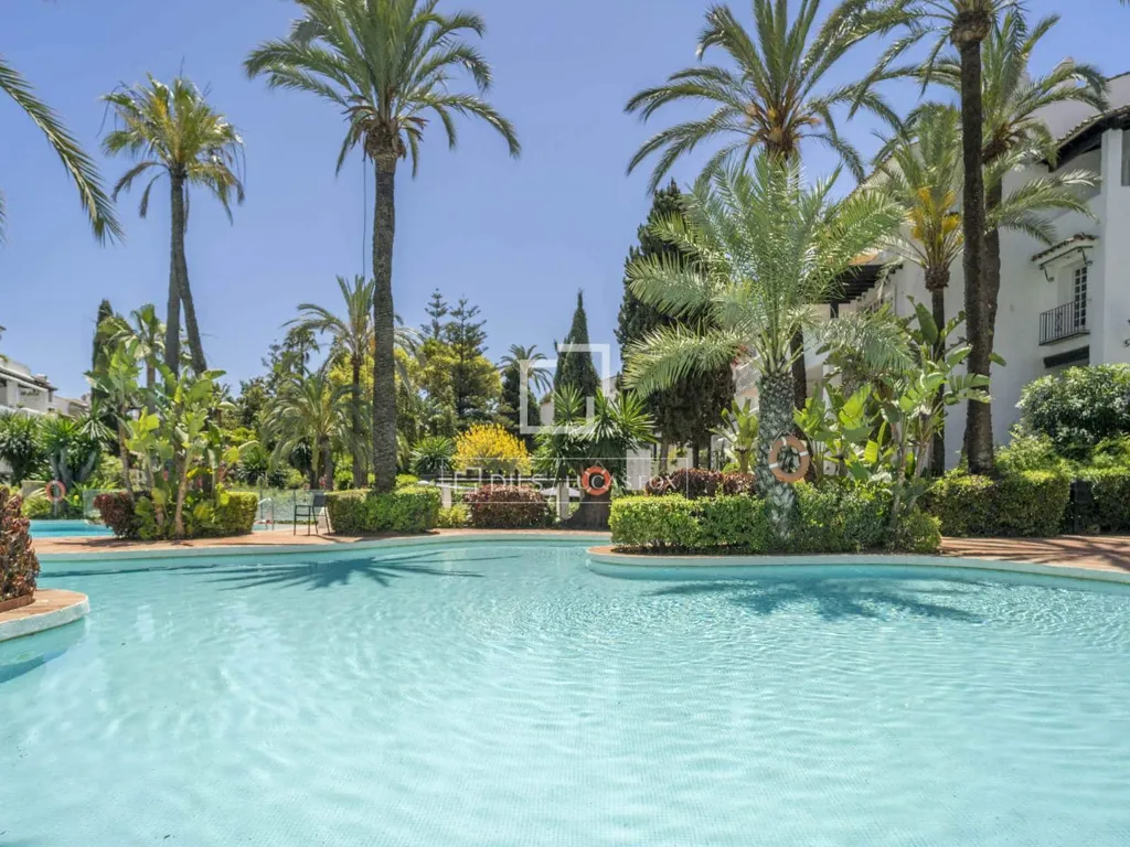 Piscine - Contemporary Apartment with Terrace in Marbella