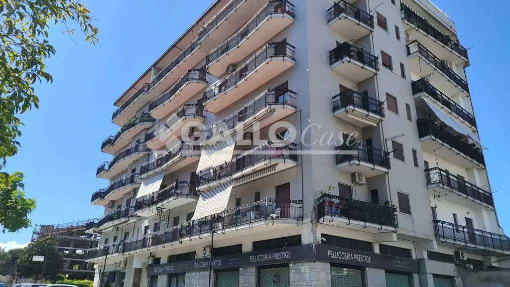 Välivaade - Panoramic Apartment with Dual Access in Rende