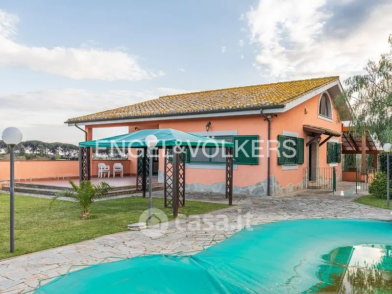 Piscine - Villa with Pool and Park in Rome North