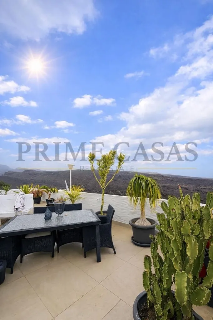 Terrasse - Apartment with Sea View and Pool in Montaña la Data